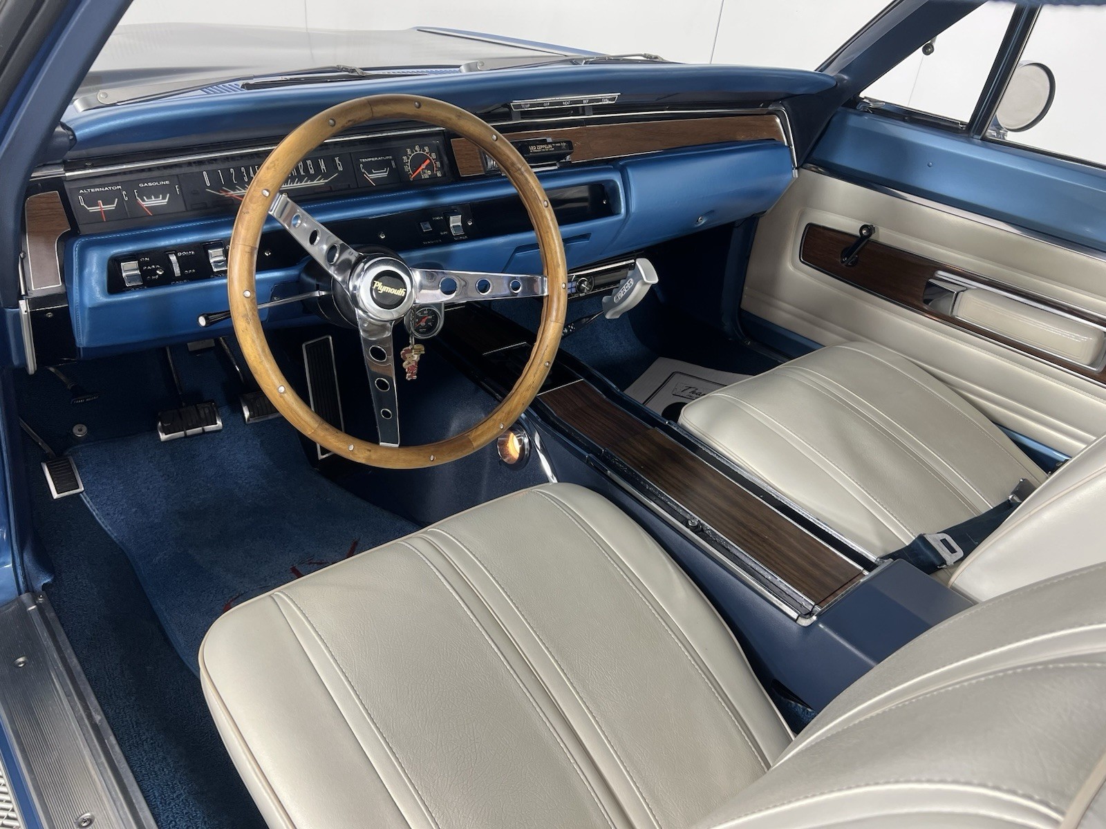 Plymouth-GTX-1968-Coupe-13