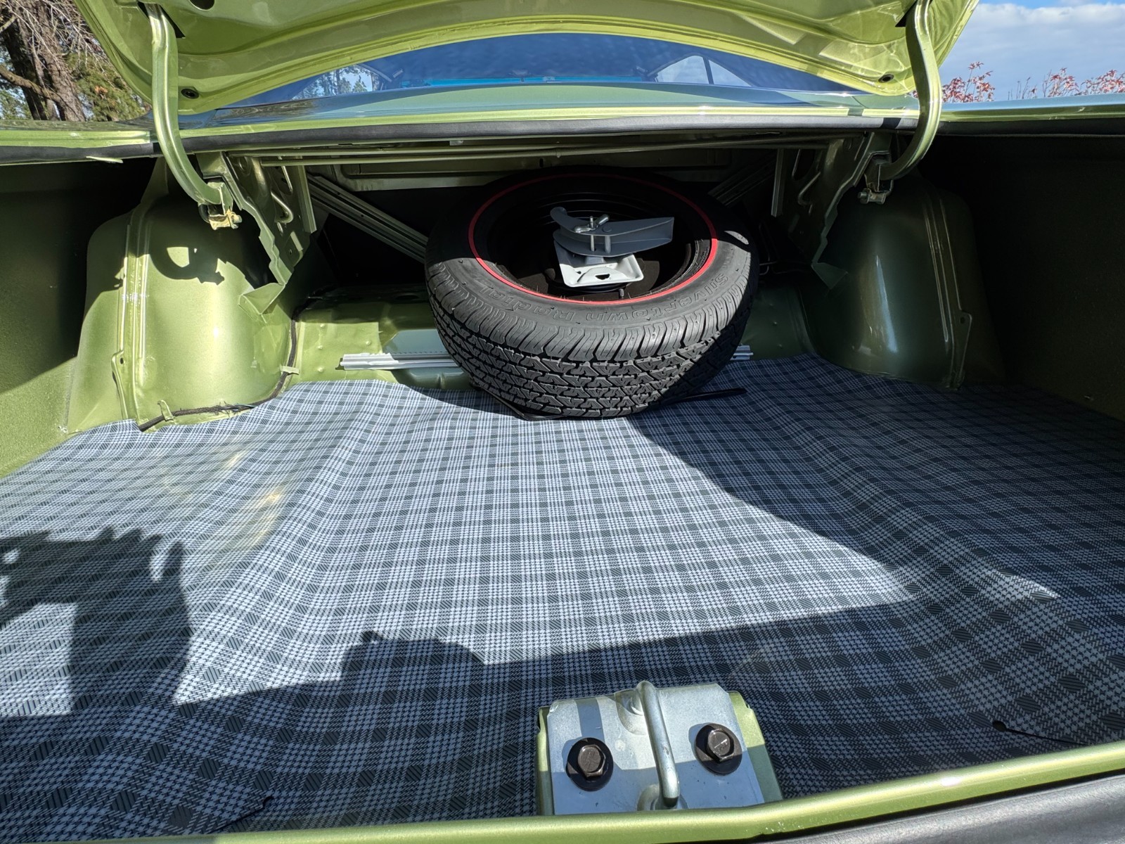 Plymouth-GTX-1969-Sedan-39