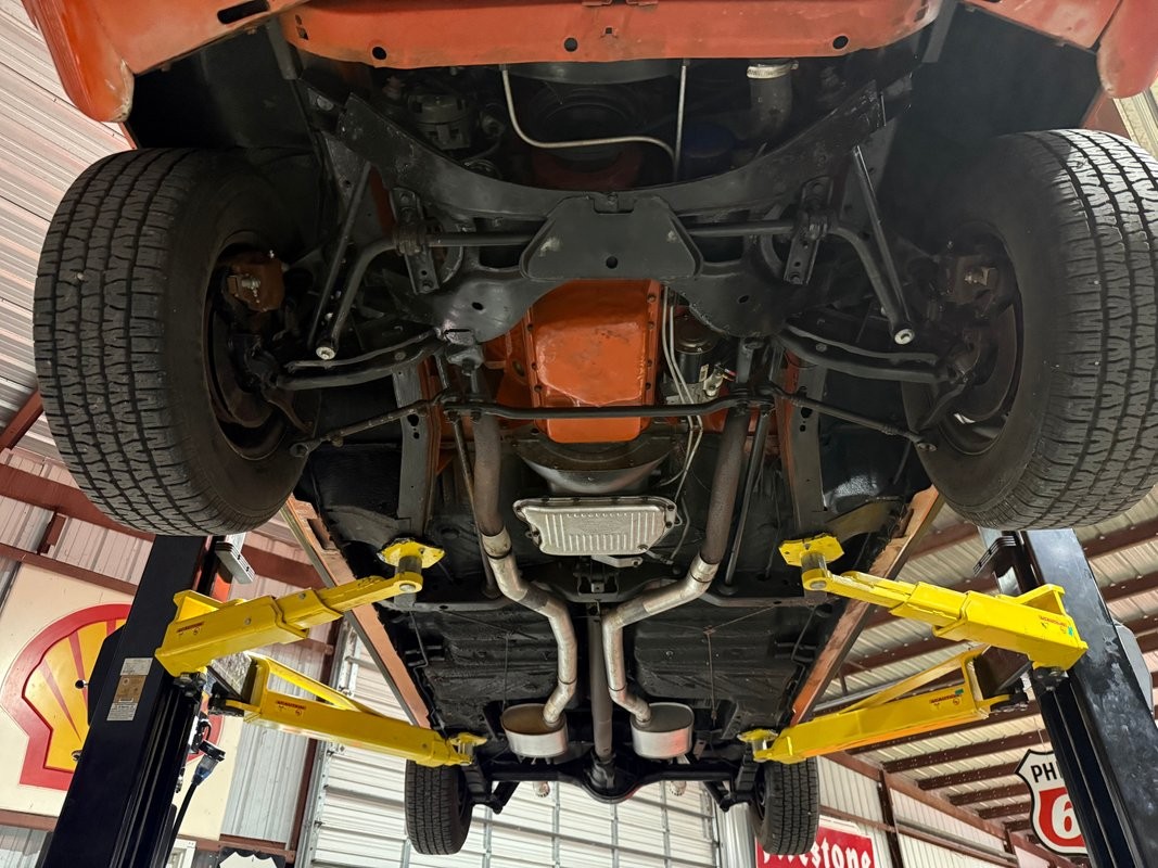 Plymouth-GTX-1971-25