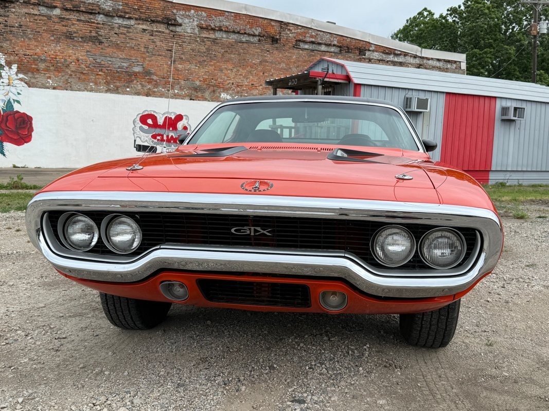 Plymouth-GTX-1971-31