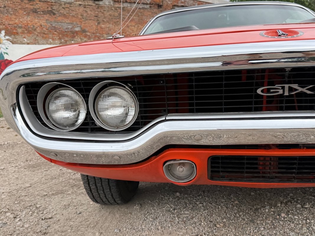 Plymouth-GTX-1971-34
