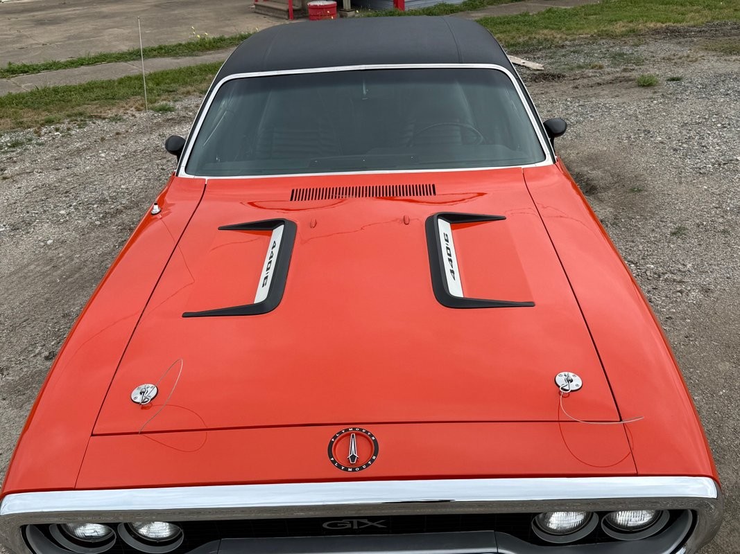 Plymouth-GTX-1971-35