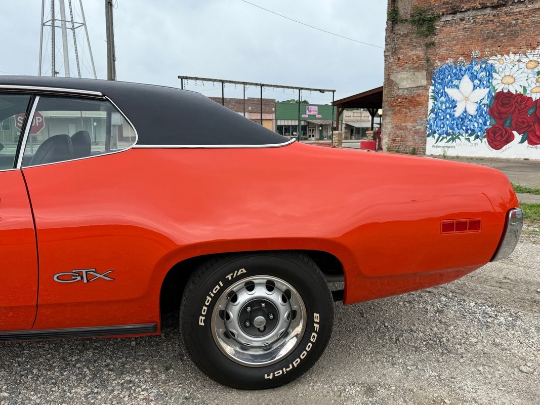 Plymouth-GTX-1971-38