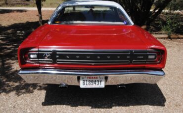 Plymouth-Gtx-1968-Red-White