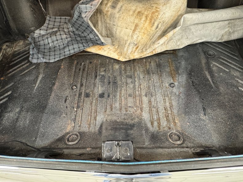 Plymouth-Gtx-1969-Blue-Fire-Metallic-Black-11