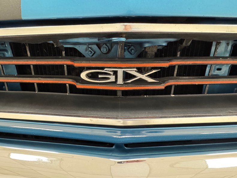 Plymouth-Gtx-1969-Blue-Fire-Metallic-Black-20