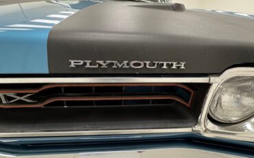 Plymouth-Gtx-1969-Blue-Fire-Metallic-Black-21