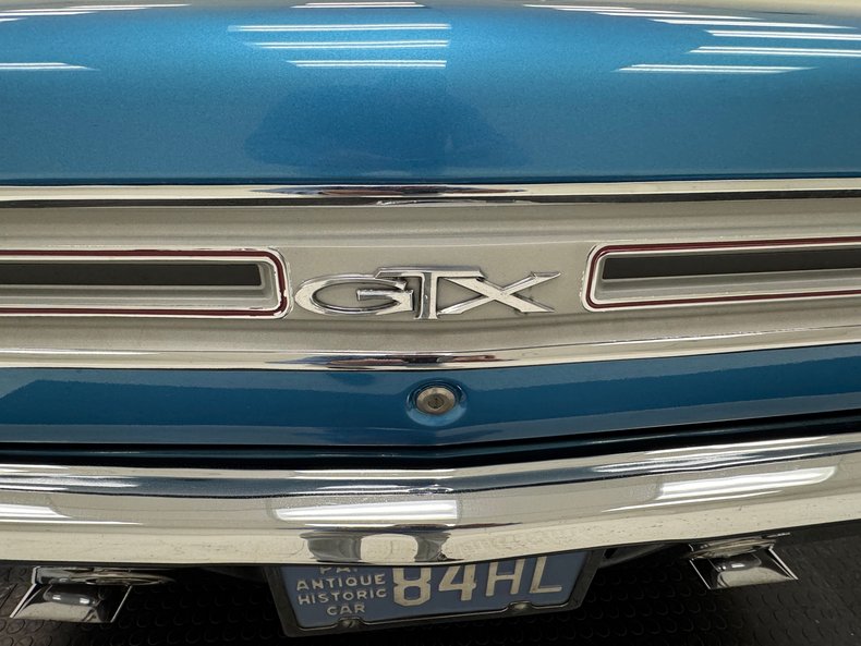 Plymouth-Gtx-1969-Blue-Fire-Metallic-Black-34