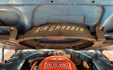 Plymouth-Gtx-1969-Blue-Fire-Metallic-Black-44