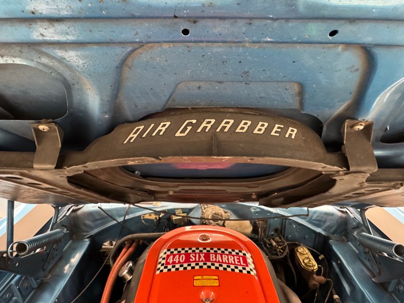 Plymouth-Gtx-1969-Blue-Fire-Metallic-Black-44