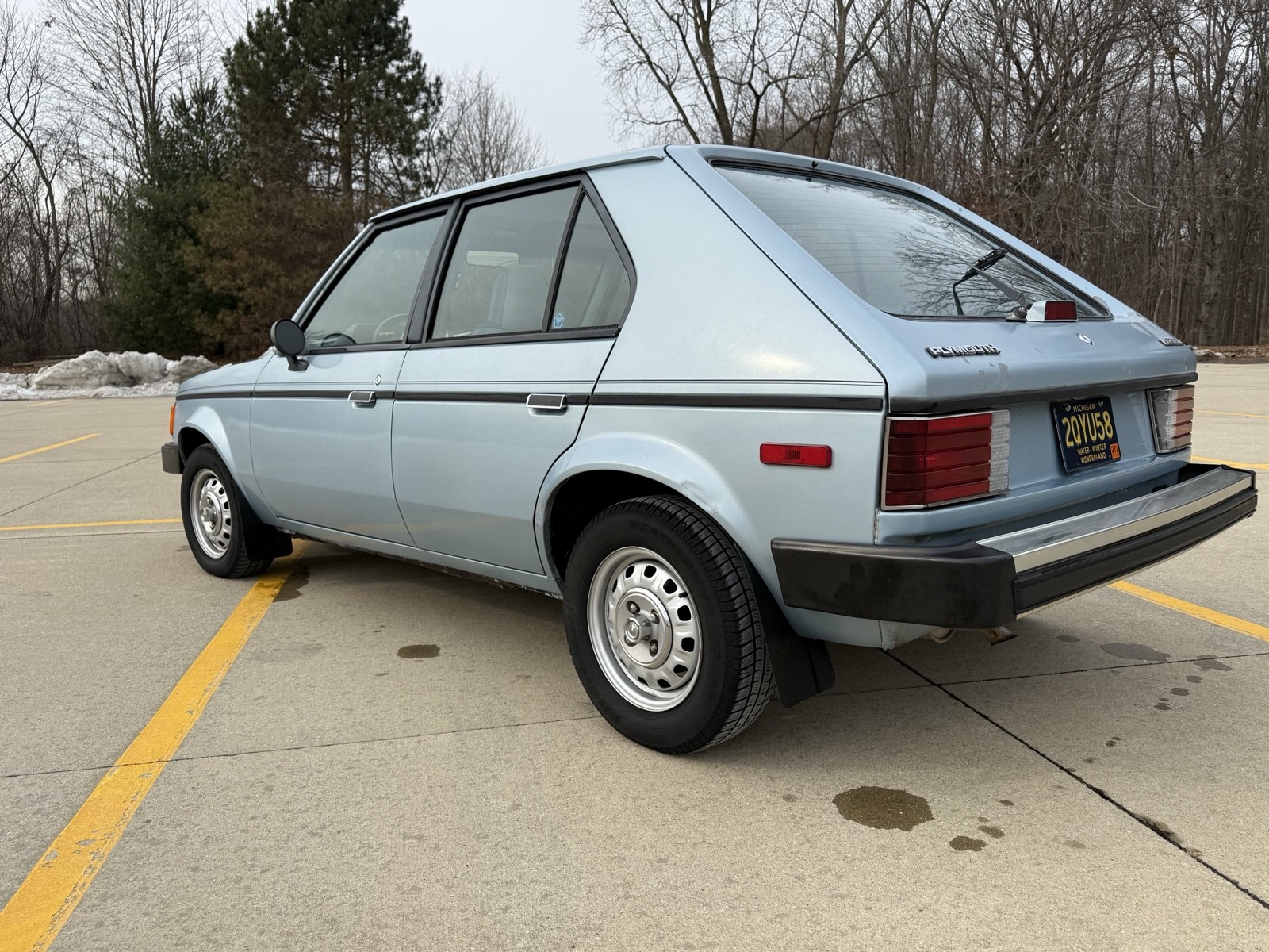 Plymouth-Horizon-1987-1