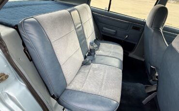 Plymouth-Horizon-1987-13