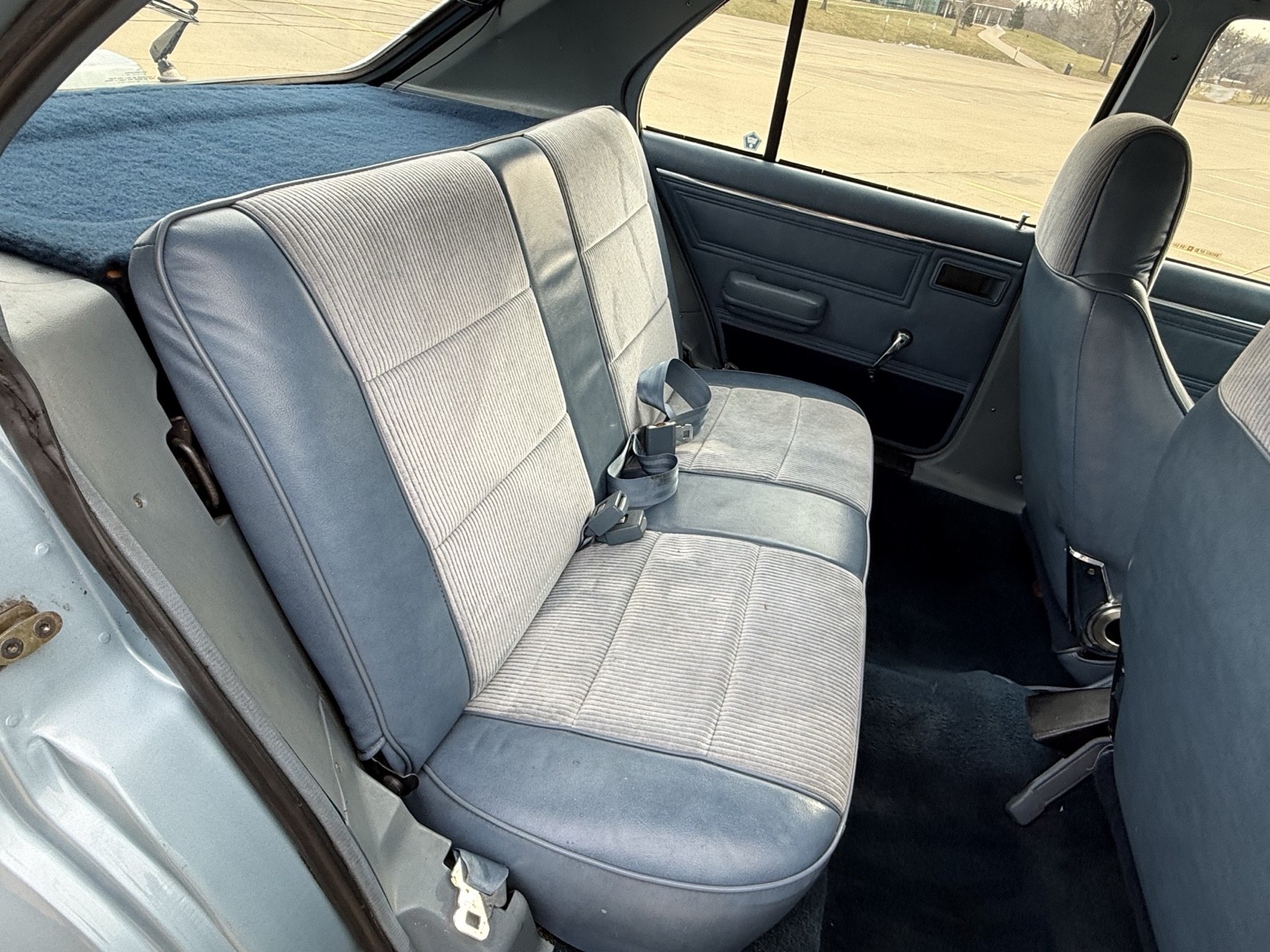 Plymouth-Horizon-1987-13