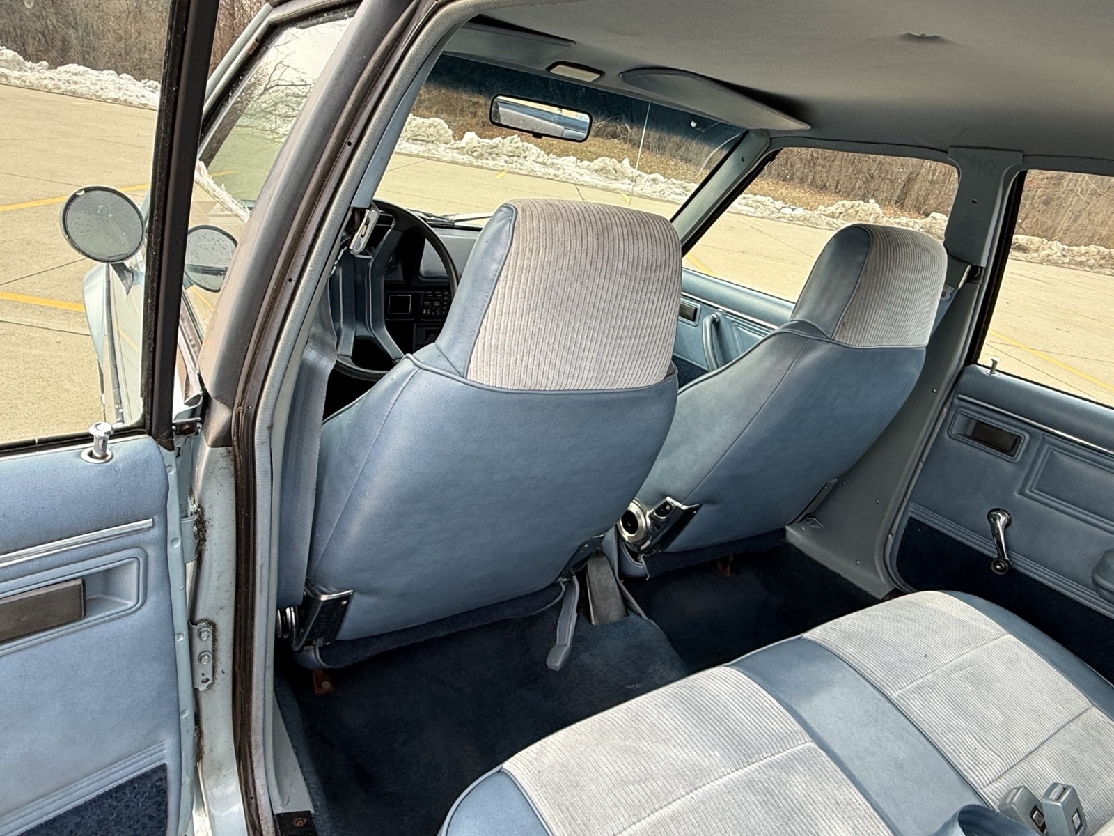 Plymouth-Horizon-1987-18