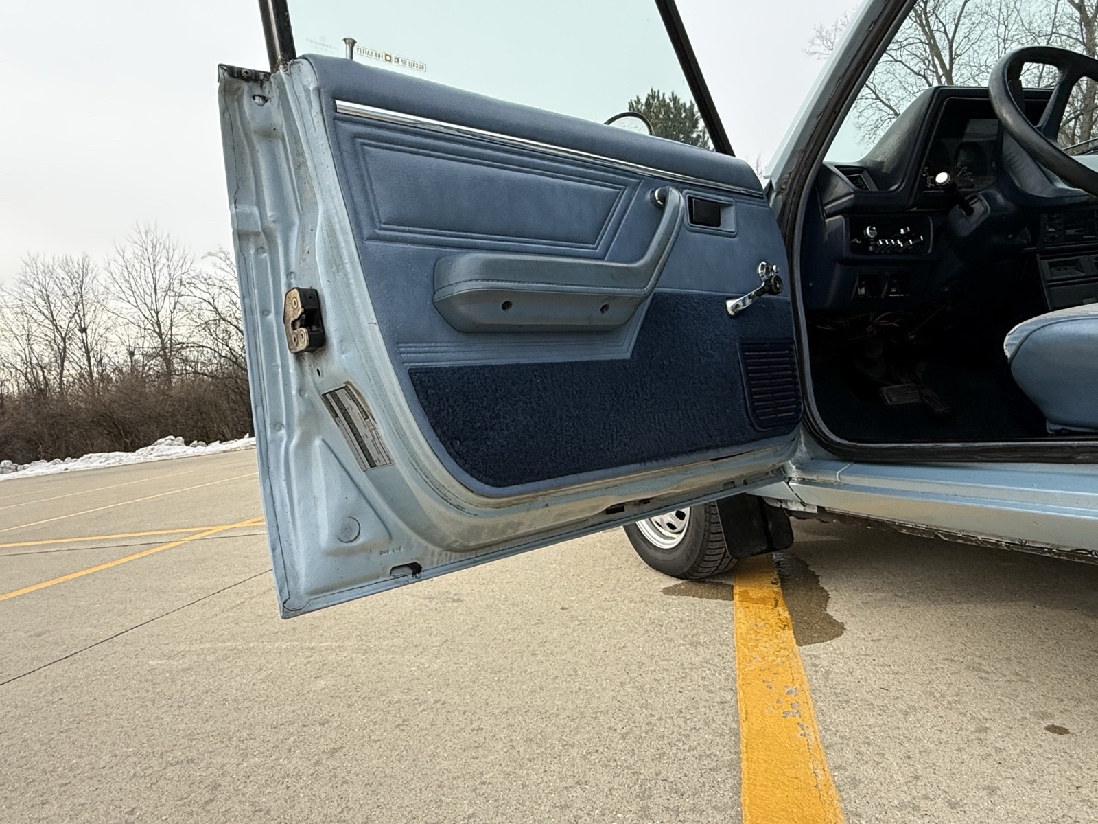 Plymouth-Horizon-1987-21