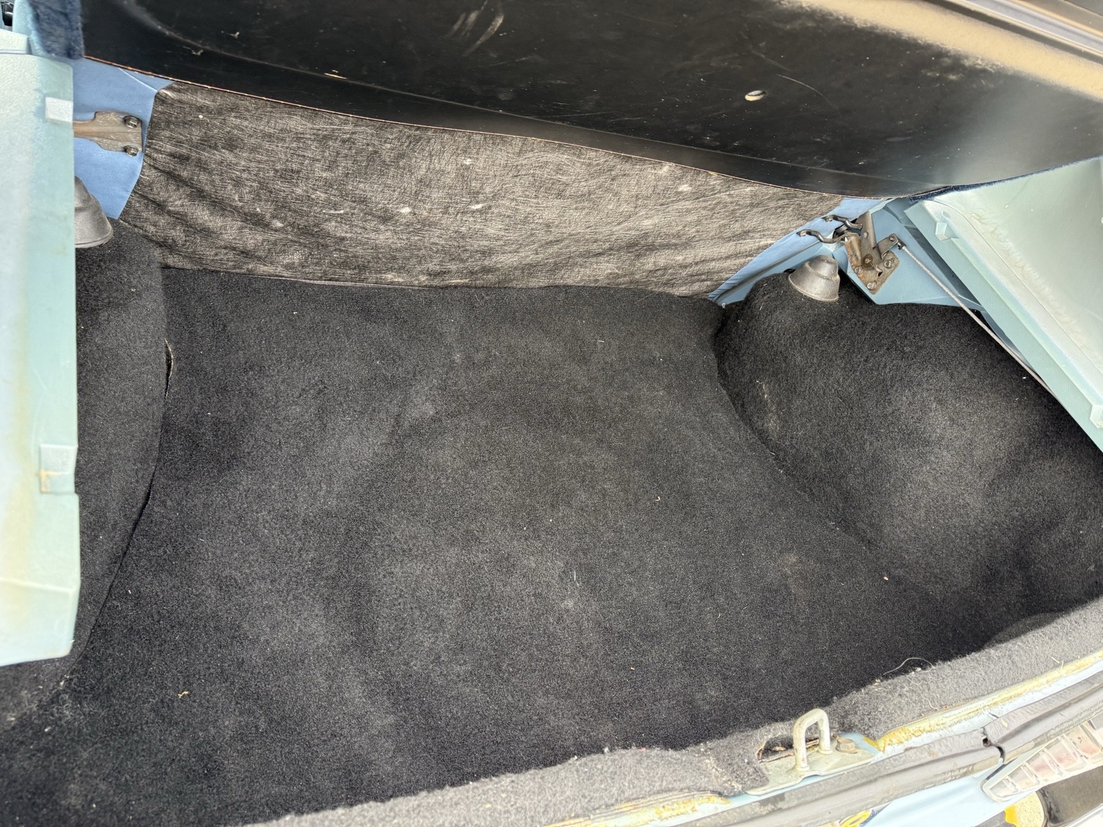 Plymouth-Horizon-1987-22