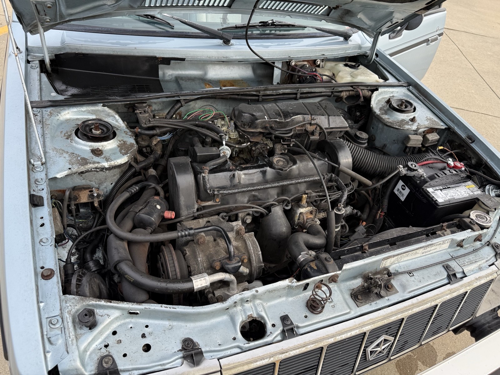 Plymouth-Horizon-1987-25