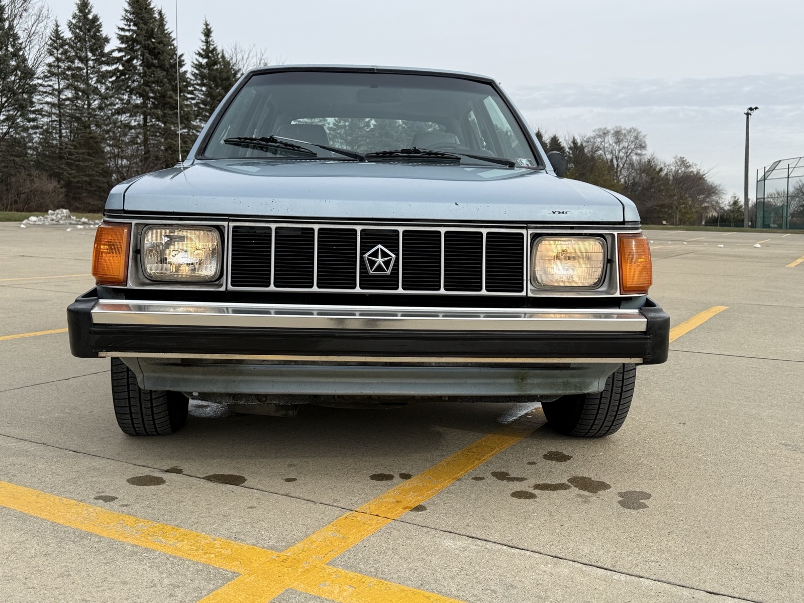 Plymouth-Horizon-1987-4