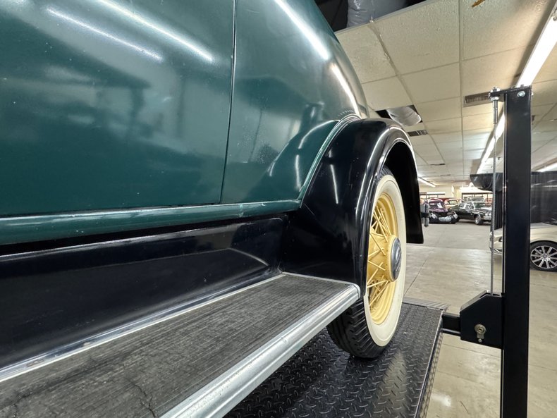 Plymouth-Other-1931-Spruce-Green-Tan-11