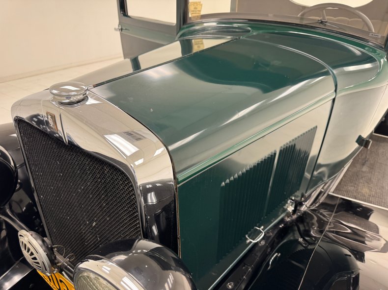 Plymouth-Other-1931-Spruce-Green-Tan-2