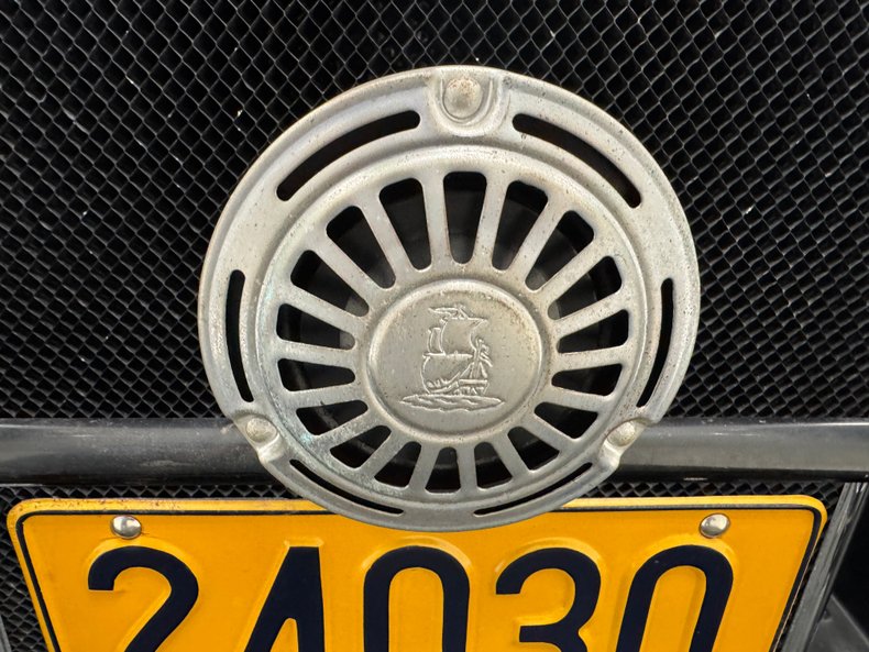 Plymouth-Other-1931-Spruce-Green-Tan-37