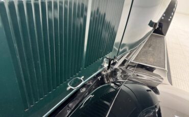 Plymouth-Other-1931-Spruce-Green-Tan-40