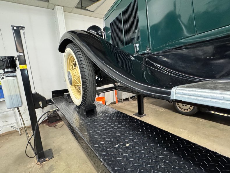 Plymouth-Other-1931-Spruce-Green-Tan-9