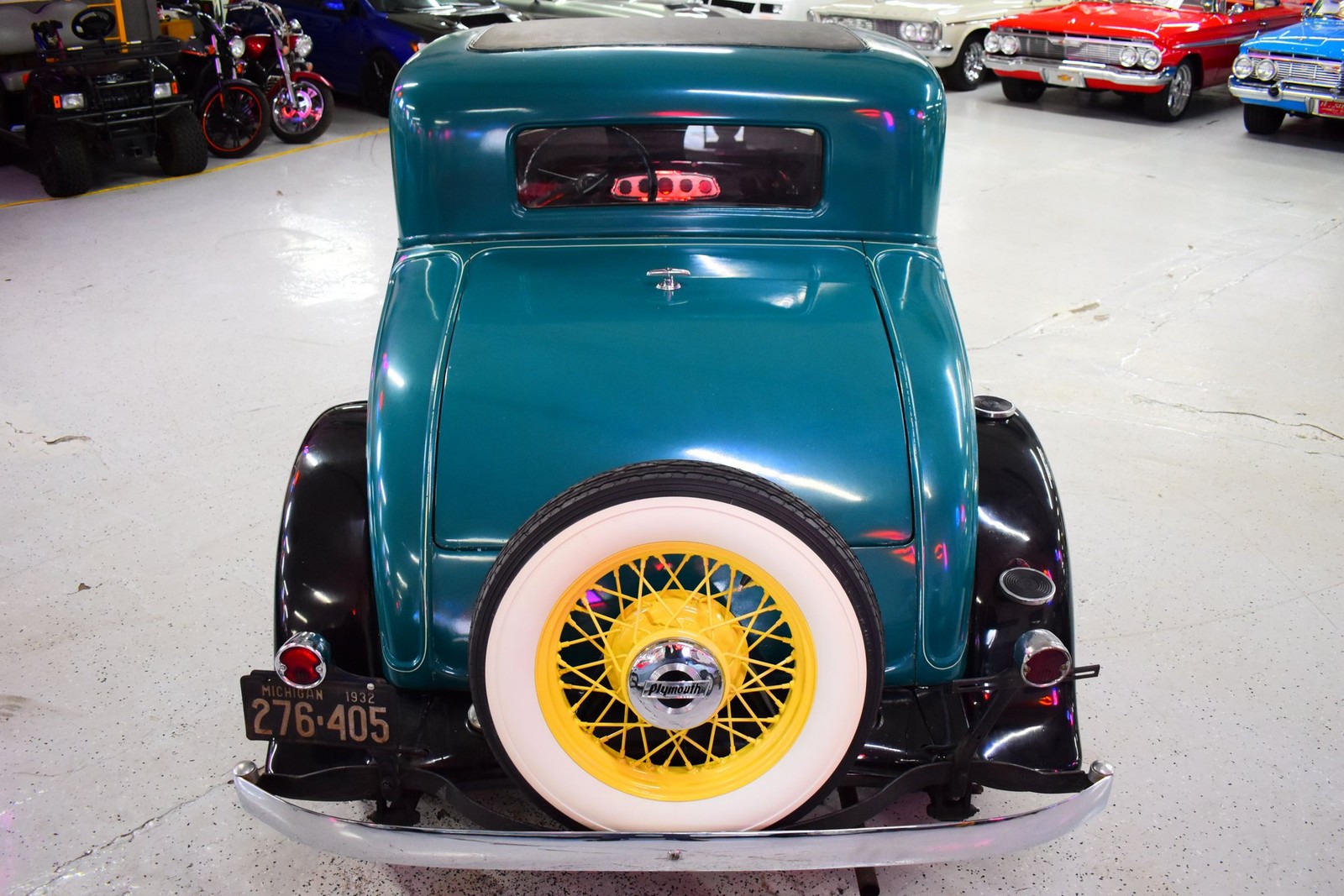 Plymouth-PB-Coupe-1932-12