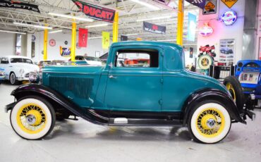 Plymouth-PB-Coupe-1932-17