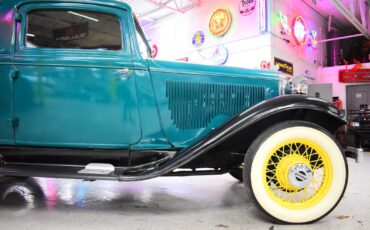 Plymouth-PB-Coupe-1932-7