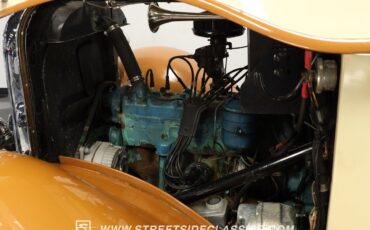 Plymouth-PD-1933-Coupe-30