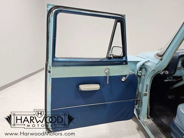 Plymouth-Plaza-1955-Sedan-35