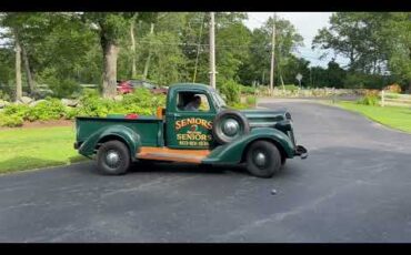 Plymouth-Pt-50-1937-Green-Tan-1