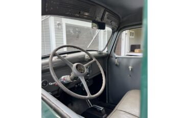 Plymouth-Pt-50-1937-Green-Tan-6