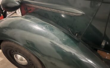 Plymouth-Pt-50-1937-Green-Tan-7