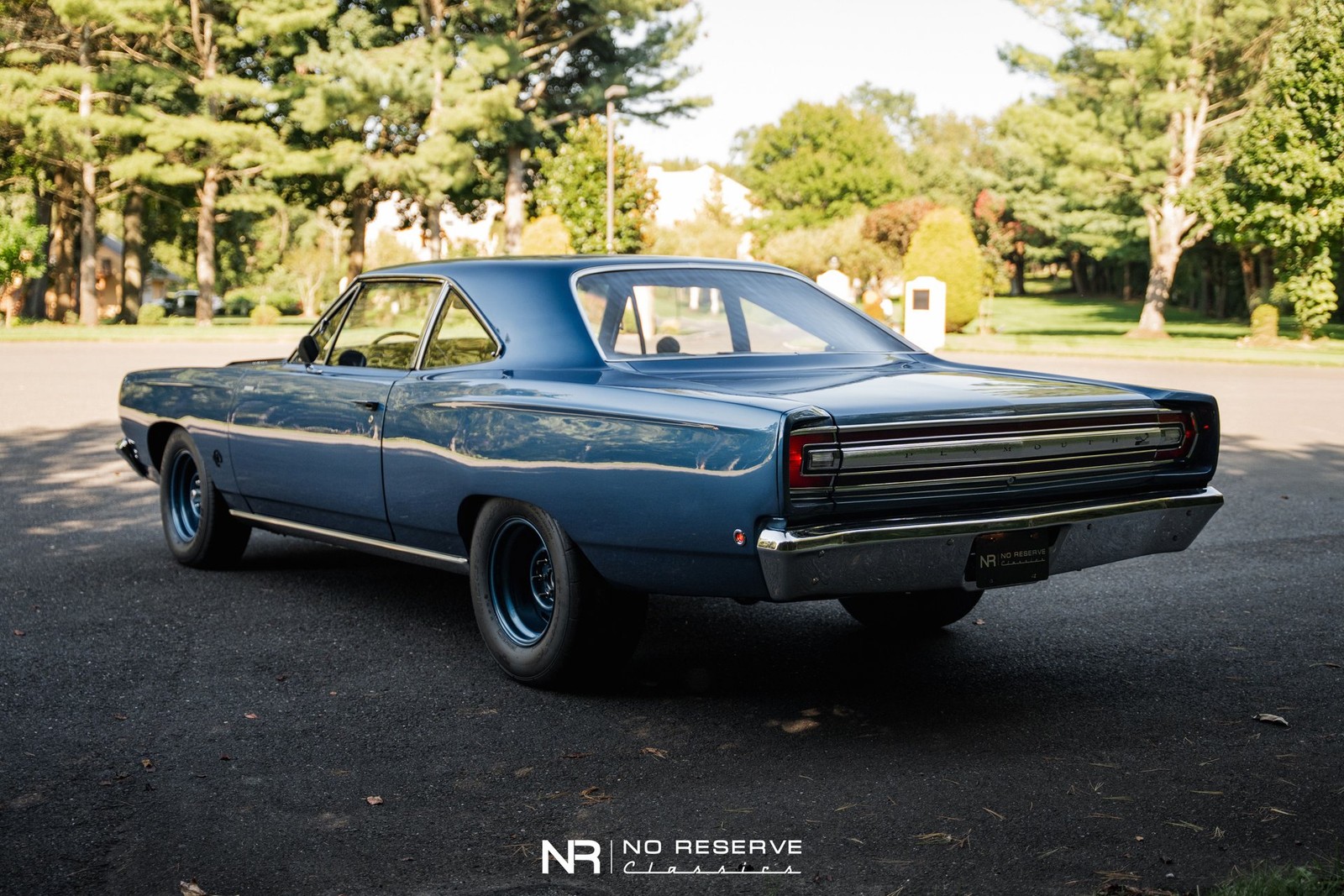 Plymouth-Road-Runner-1968-Coupe-12