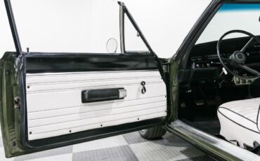 Plymouth-Road-Runner-1968-Coupe-13