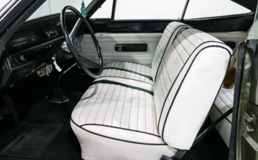 Plymouth-Road-Runner-1968-Coupe-15