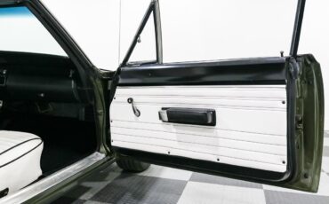 Plymouth-Road-Runner-1968-Coupe-16