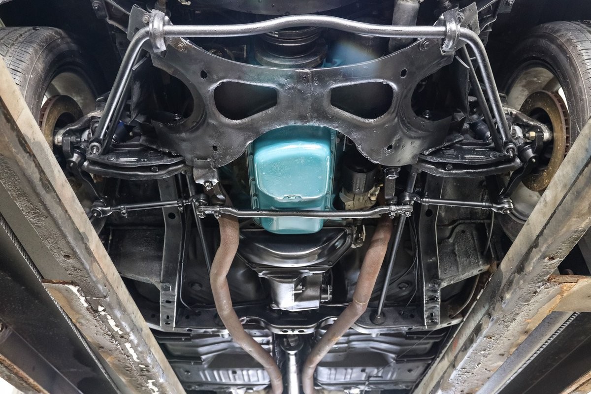 Plymouth-Road-Runner-1968-Coupe-30