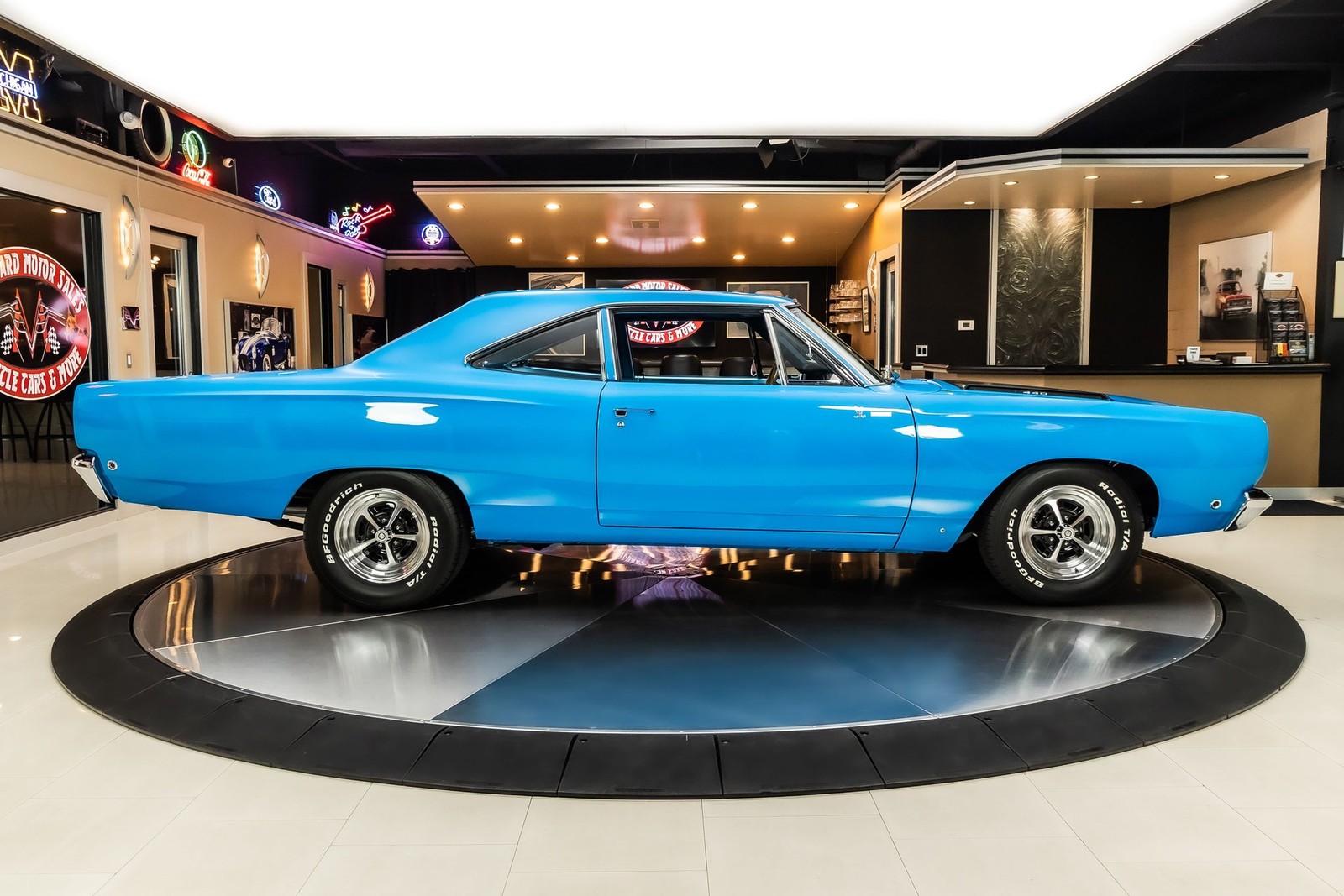 Plymouth-Road-Runner-1968-Other-11