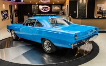 Plymouth-Road-Runner-1968-Other-17