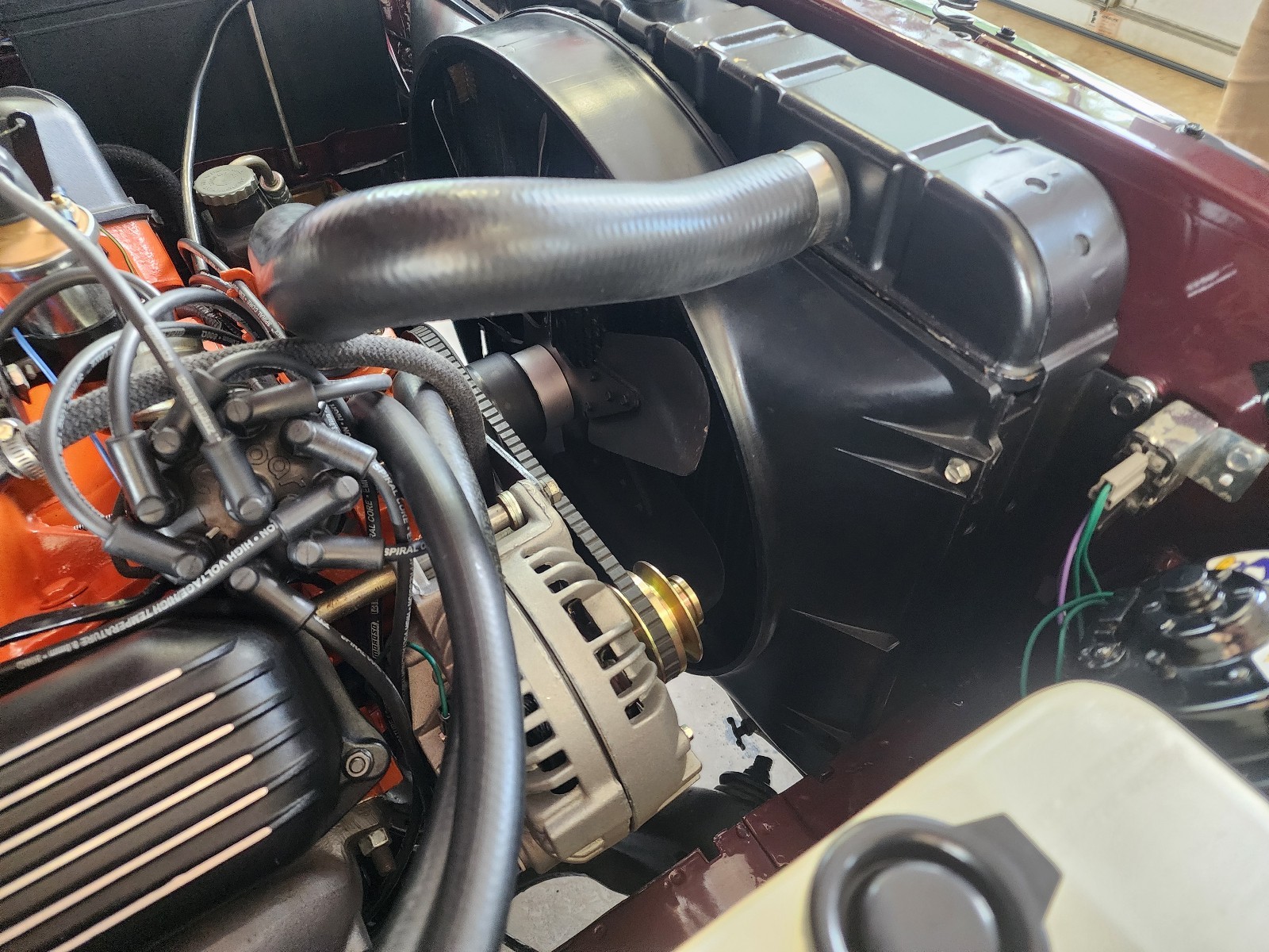 Plymouth-Road-Runner-1968-Sedan-23