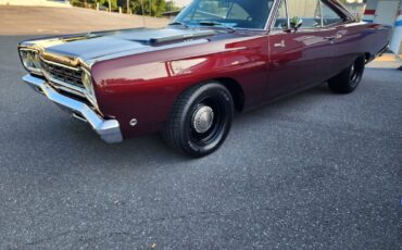 Plymouth-Road-Runner-1968-Sedan-8