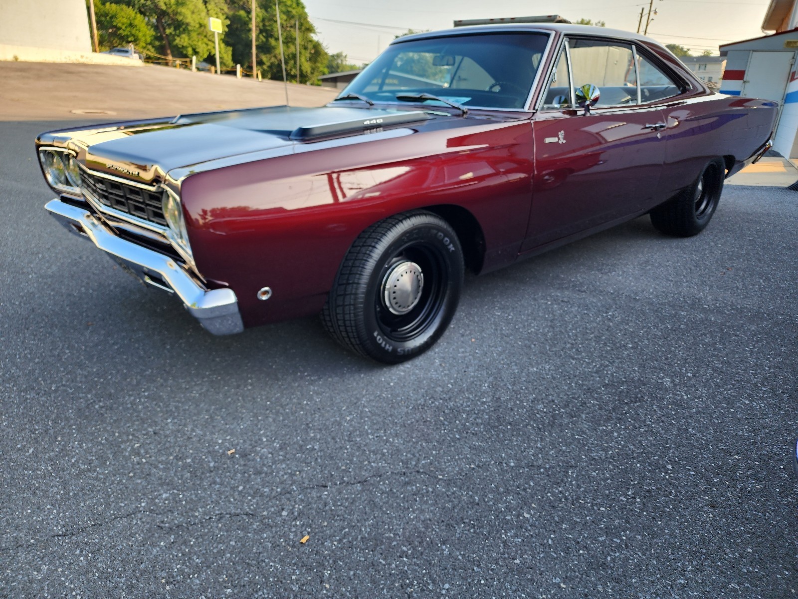 Plymouth-Road-Runner-1968-Sedan-8