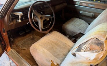 Plymouth-Road-Runner-1969-10