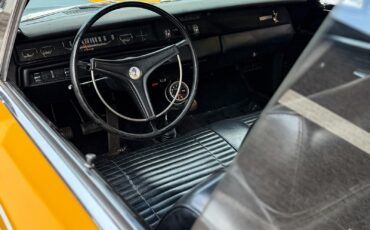 Plymouth-Road-Runner-1969-12