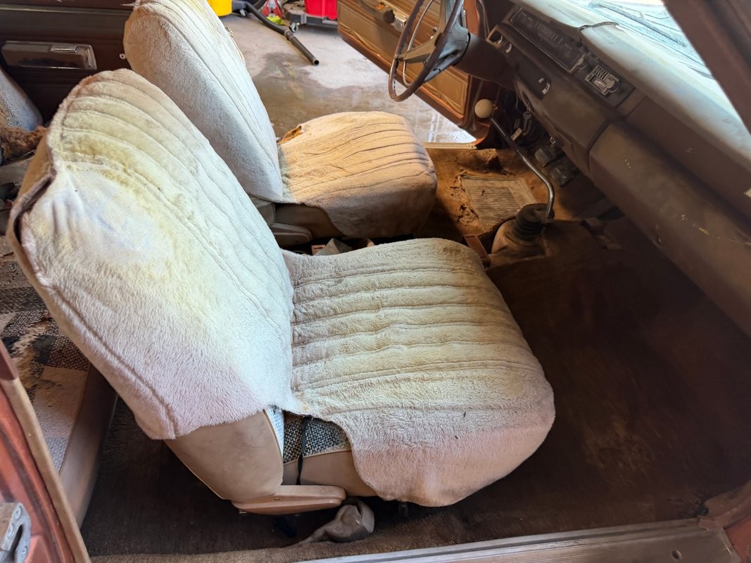 Plymouth-Road-Runner-1969-15