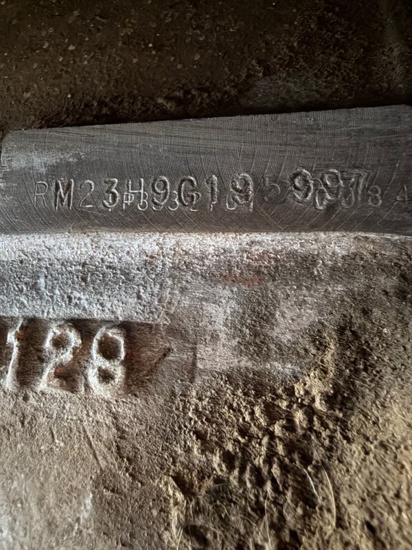 Plymouth-Road-Runner-1969-23