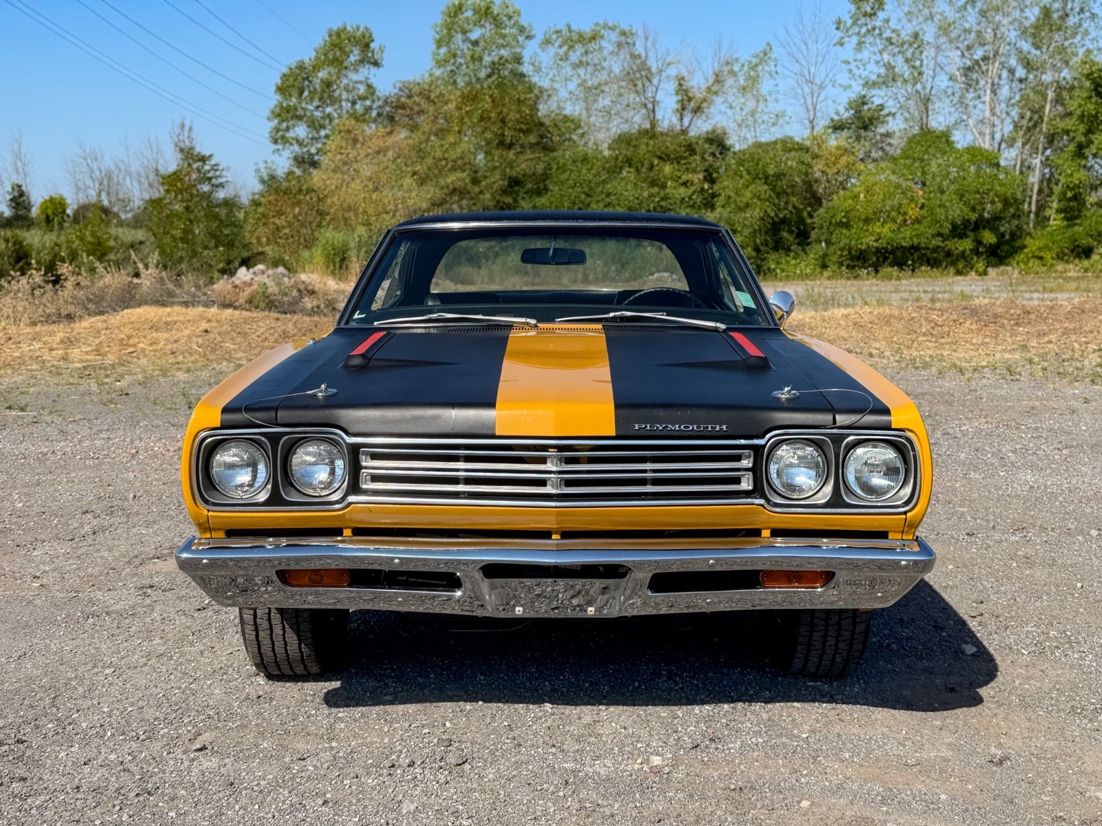 Plymouth-Road-Runner-1969-7